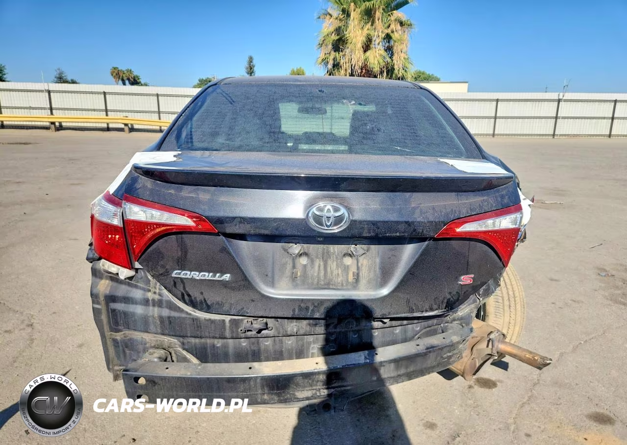 2016 Toyota Corolla S Plus VIN:5YFBURHE2GP443882 - 6