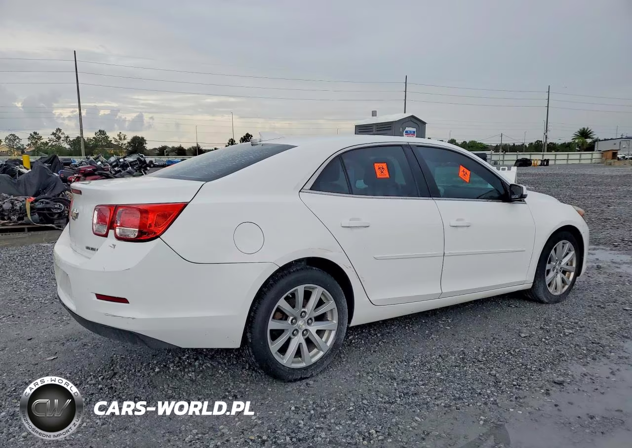 2015 Chevrolet Malibu 2Lt VIN:1G11D5SL4FU145887 - 3