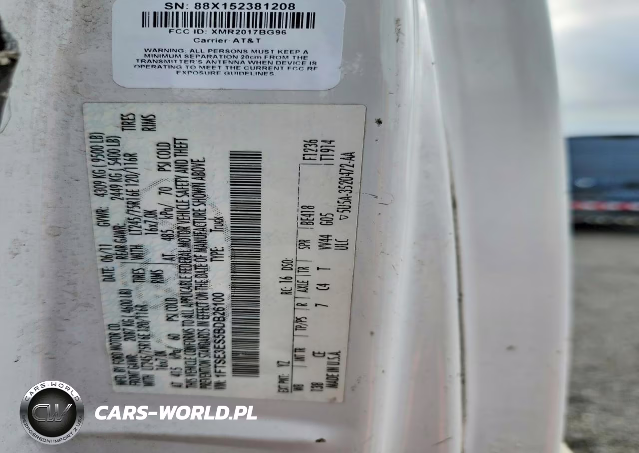 2011 Ford Econoline E350 Super Duty Van VIN:1FTSE3ES5BDB26100 - 13