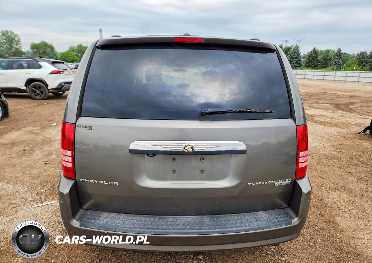 2010 Chrysler Town & Country Touring VIN:2A4RR5D13AR300355 - 6