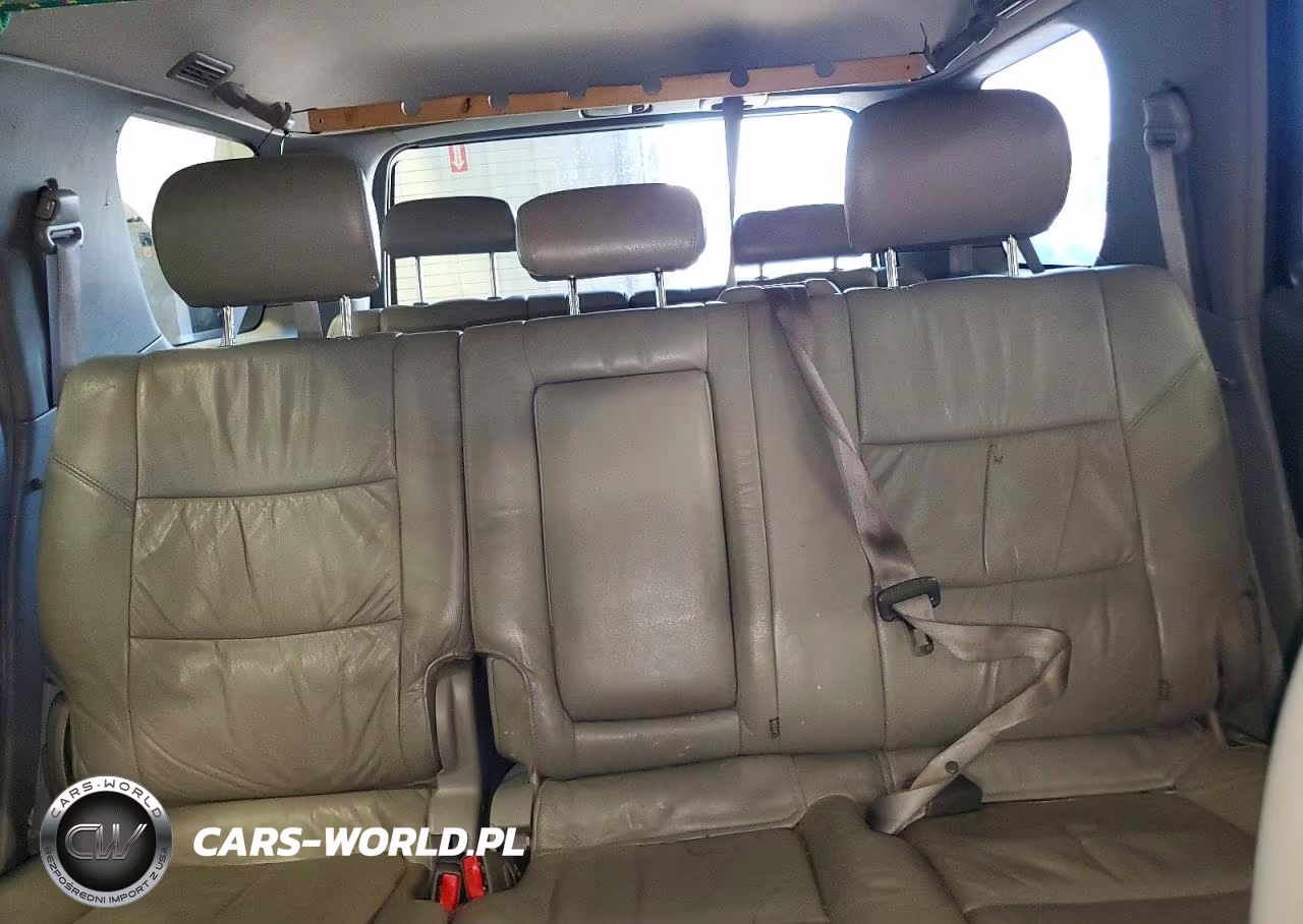 2004 Toyota Sequoia Limited VIN:5TDBT48A74S232845 - 10