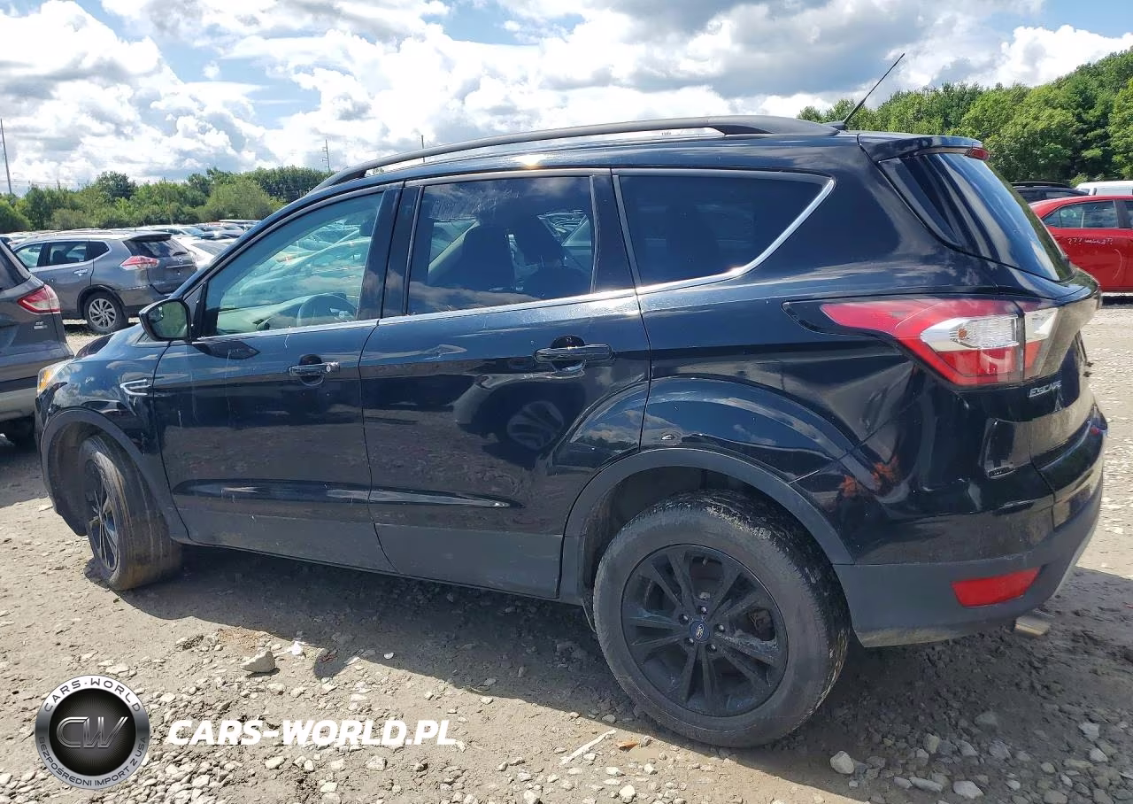 2018 Ford Escape Se VIN:1FMCU9GD2JUB01528 - 2