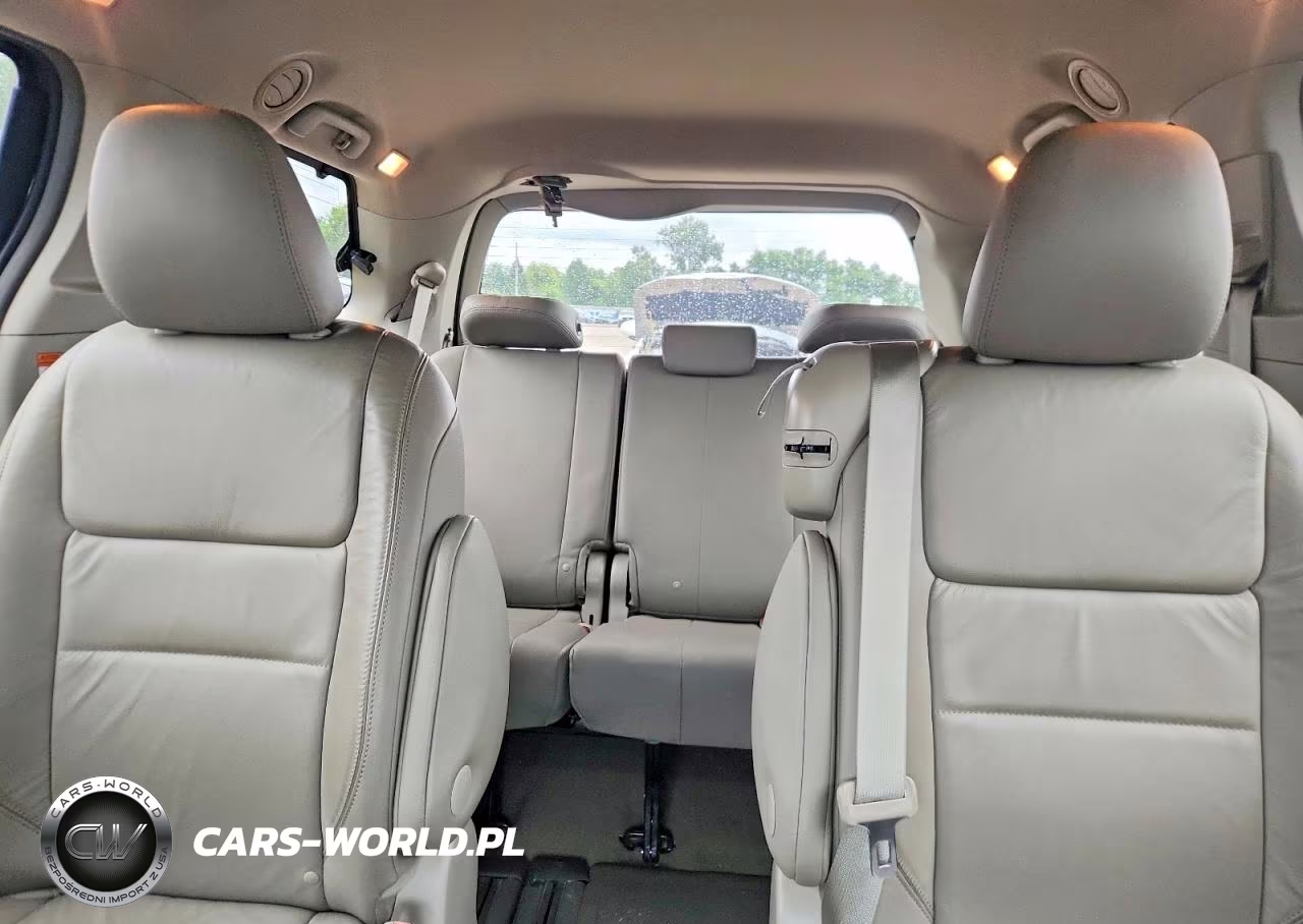 2015 Toyota Sienna Xle 8-Passenger VIN:5TDYK3DC9FS680747 - 10