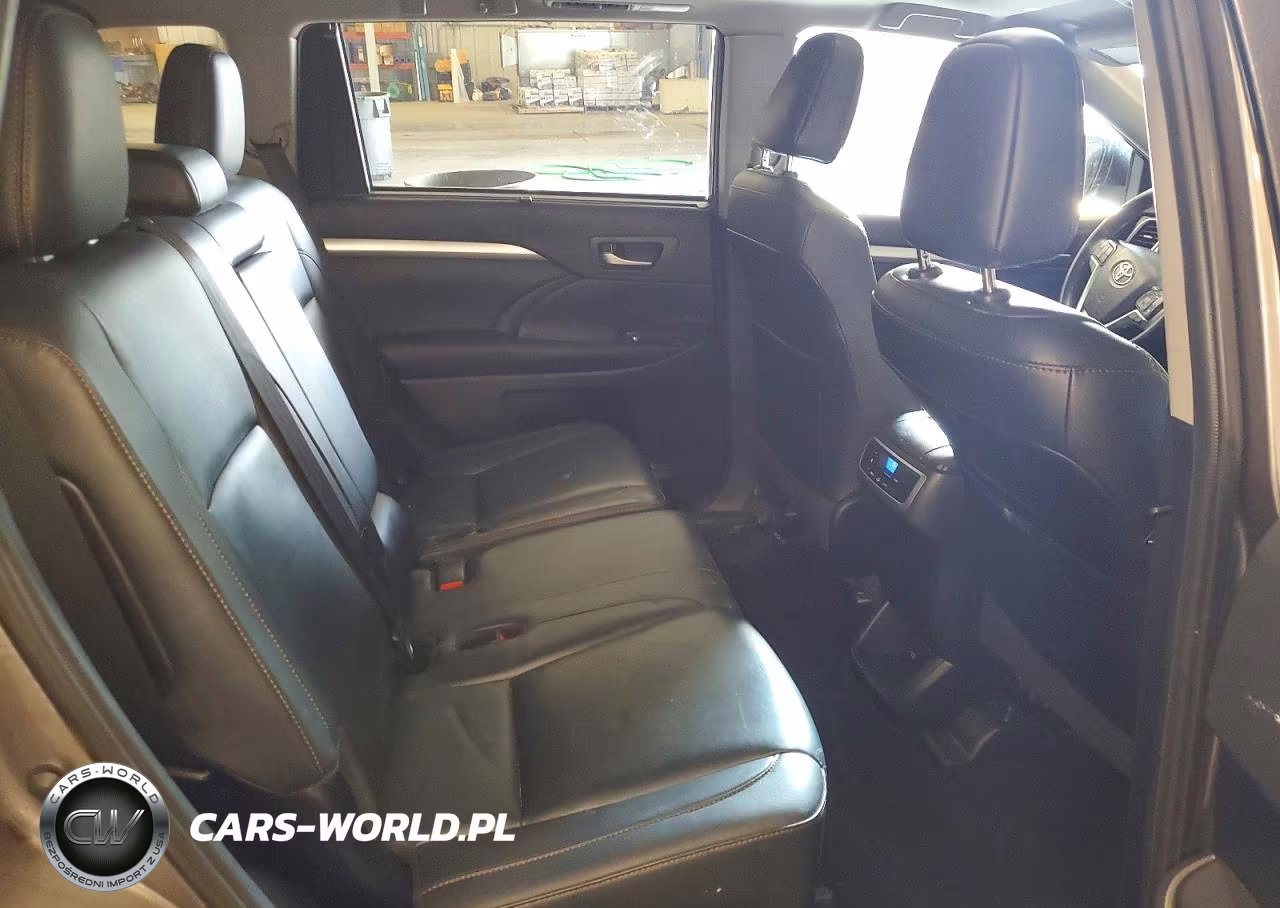 2019 Toyota Highlander Xle VIN:5TDJZRFHXKS592650 - 11