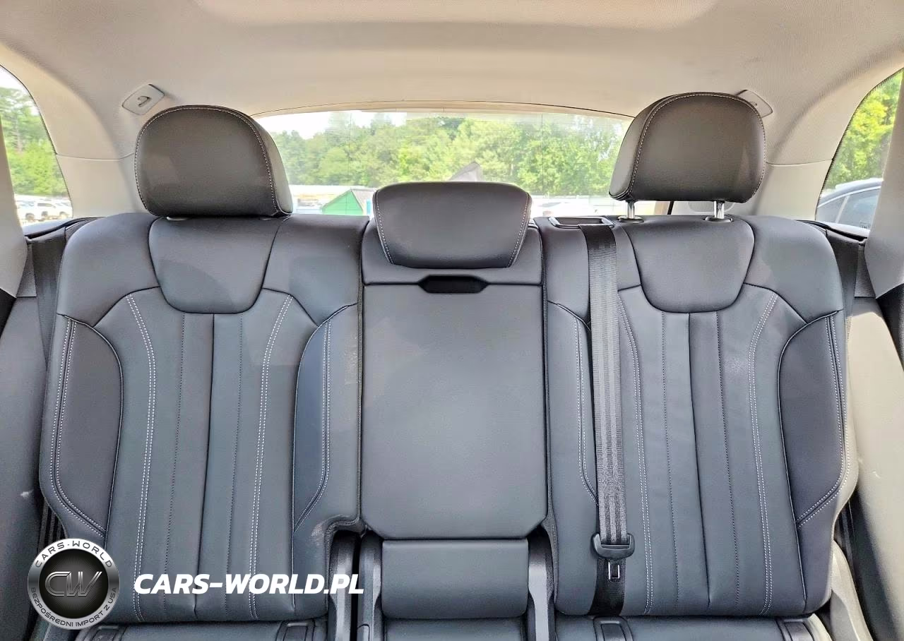 2024 Audi Q5 E Premium Plus 55 VIN:WA1E2AFY7R2140500 - 10