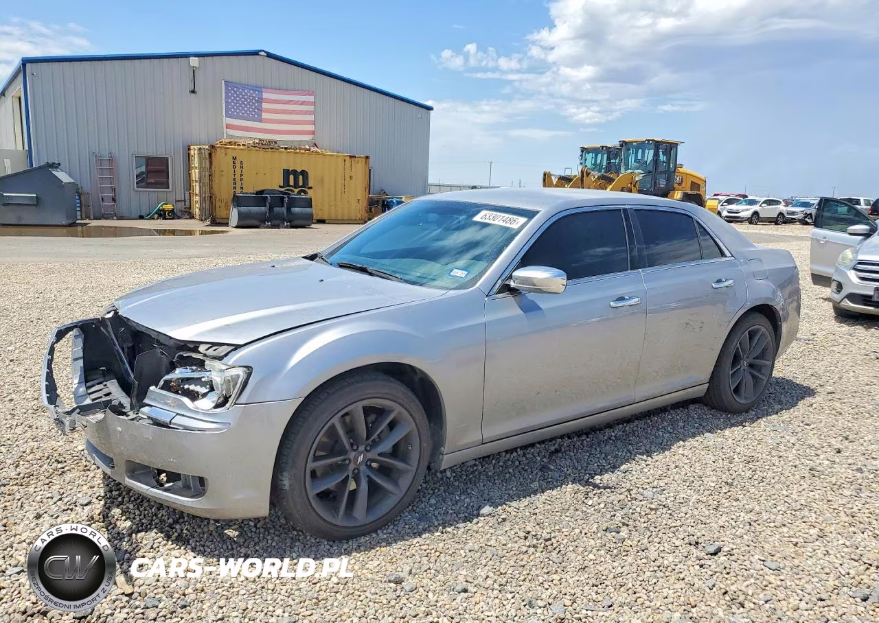 2013 Chrysler 300C – zdjęcie 1 z 12