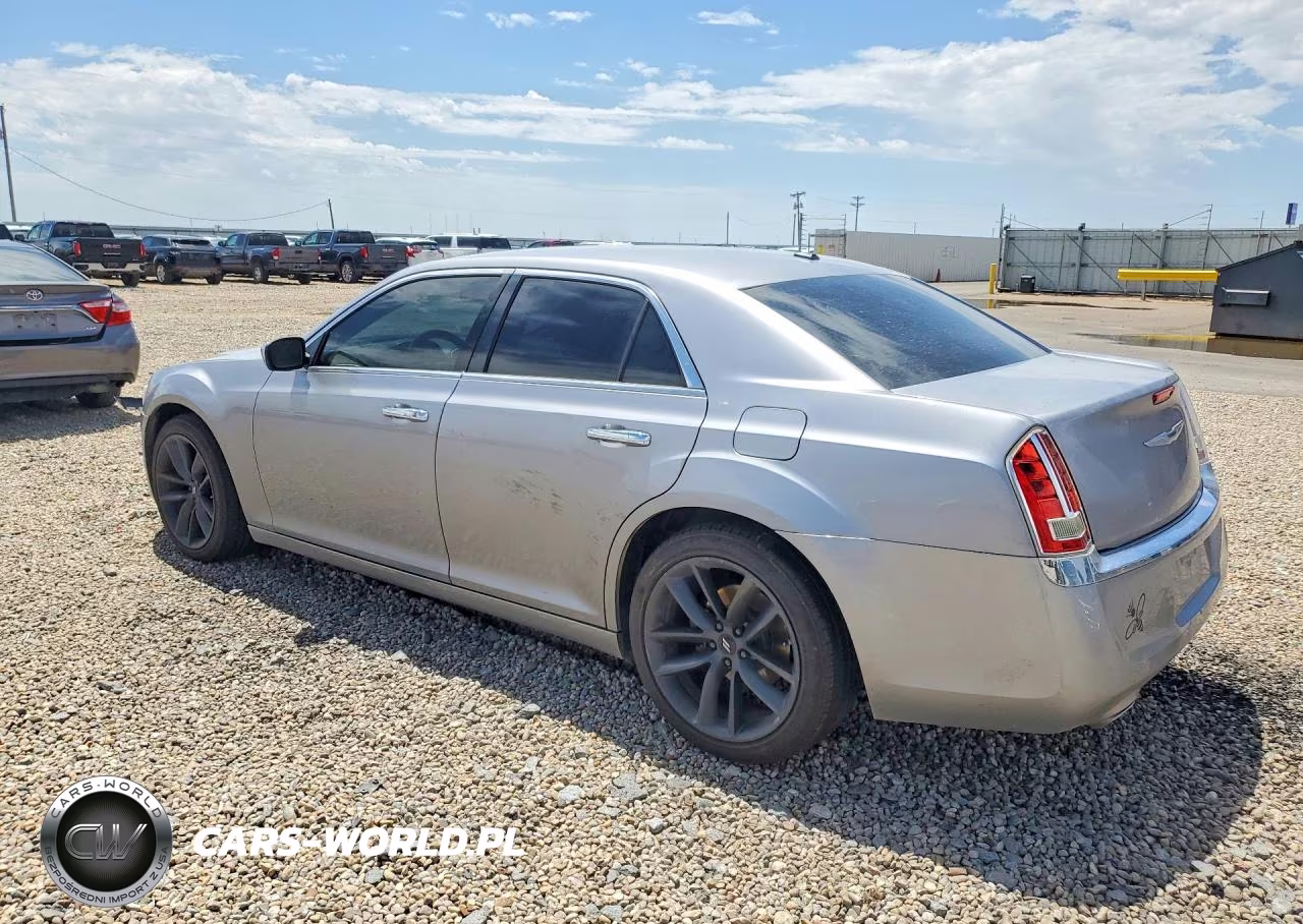 2013 Chrysler 300C VIN:2C3CCAET2DH650435 - 2