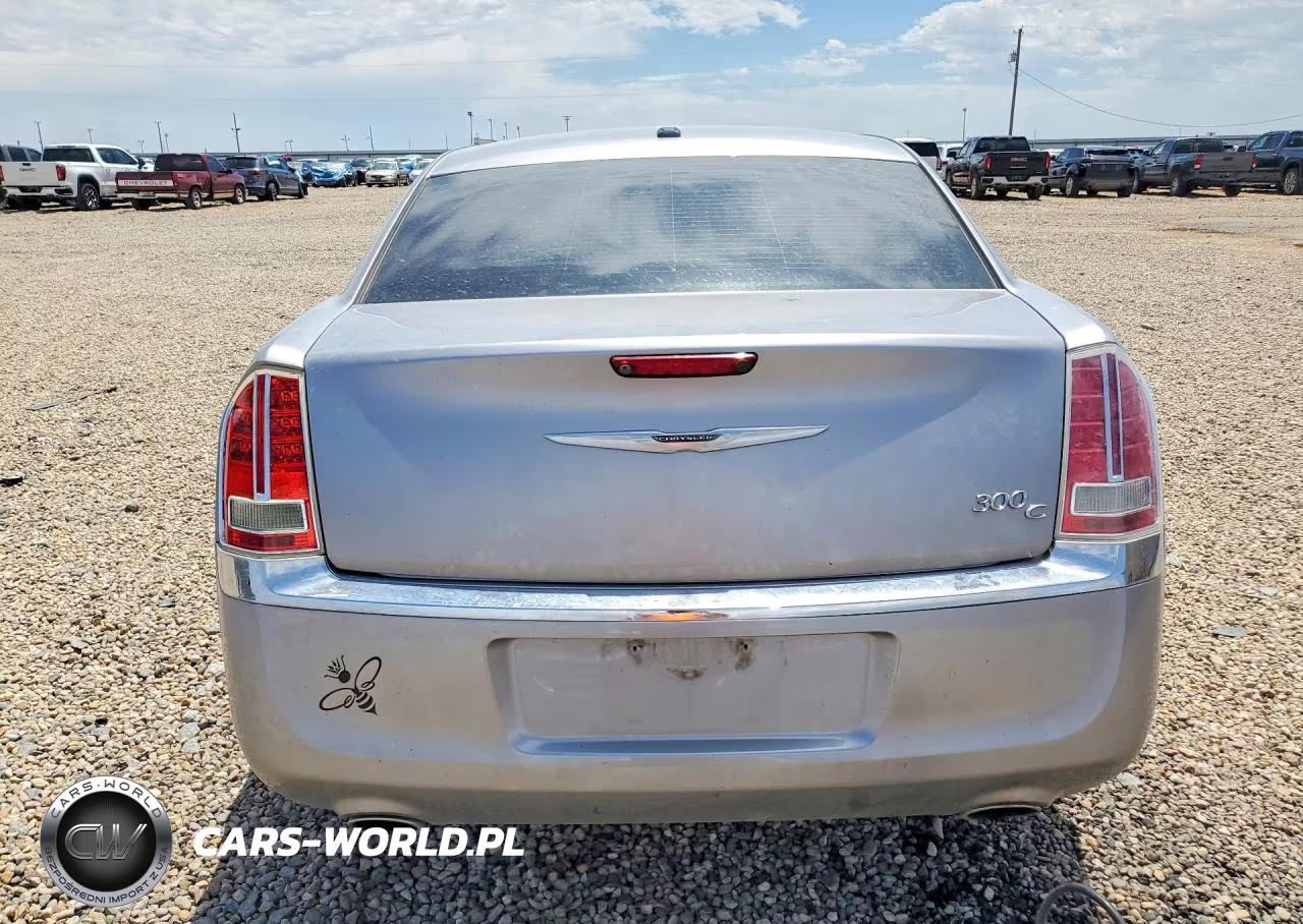 2013 Chrysler 300C VIN:2C3CCAET2DH650435 - 6