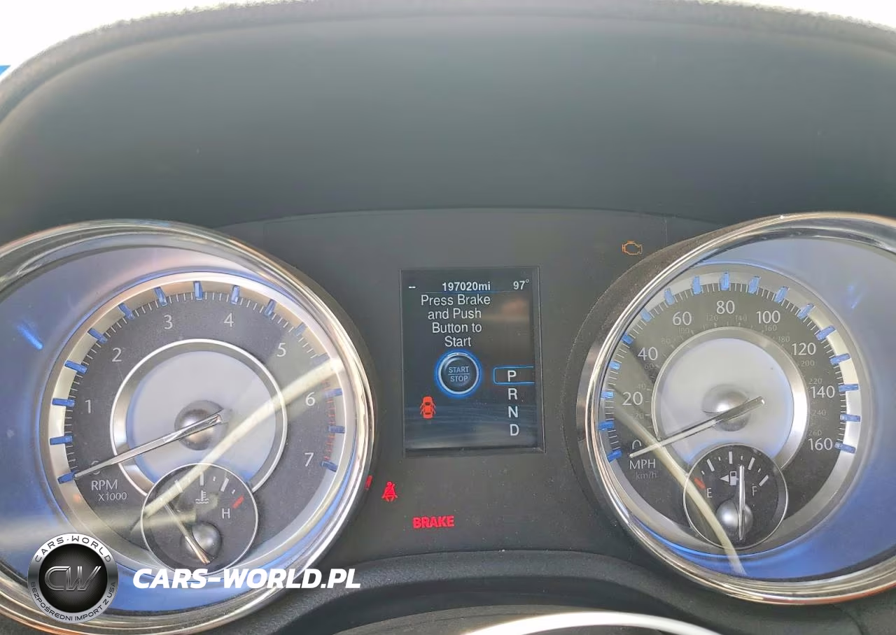 2013 Chrysler 300C VIN:2C3CCAET2DH650435 - 9