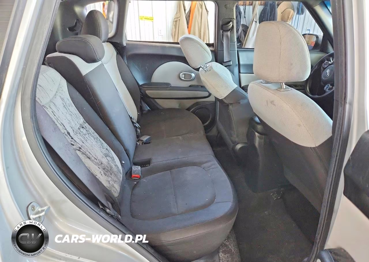 2018 Kia Soul Base VIN:KNDJN2A29J7588832 - 11