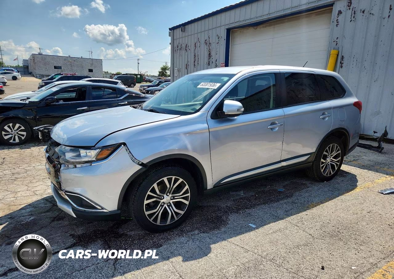2016 Mitsubishi Outlander Se – zdjęcie 1 z 14