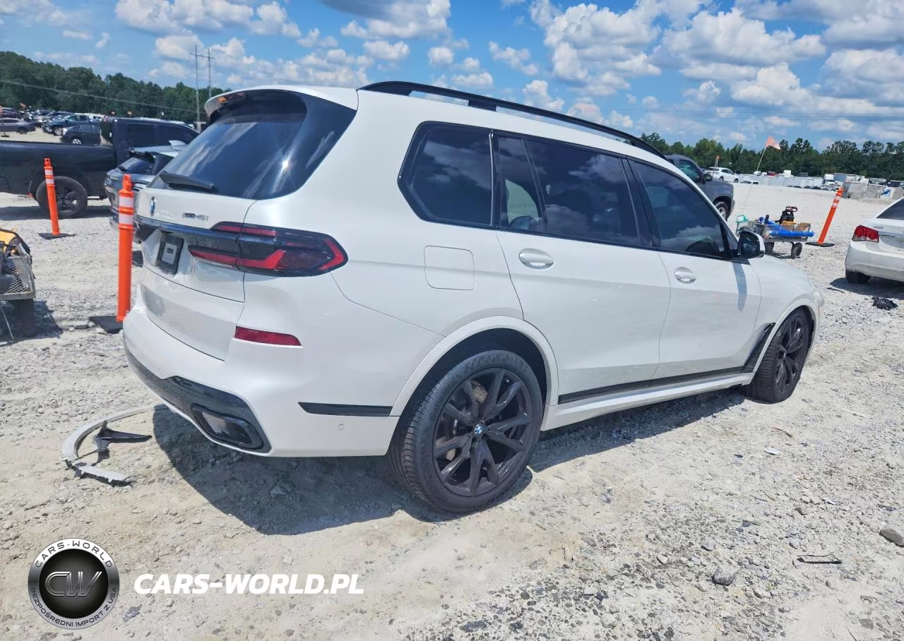 2024 BMW X7 xDrive40I VIN:5UX23EM04R9U25297 - 3