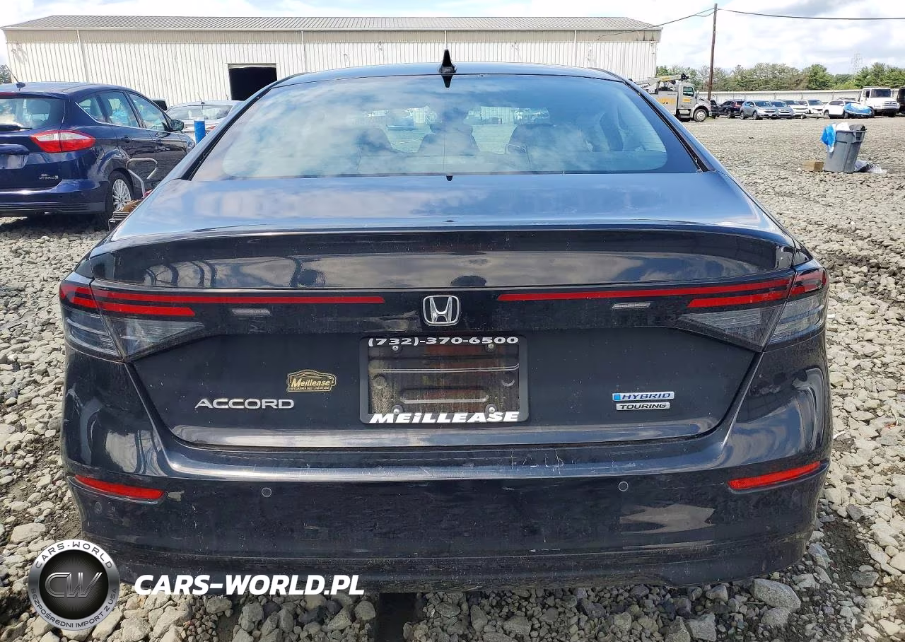 2023 Honda Accord Touring Hybrid VIN:1HGCY2F80PA065564 - 6