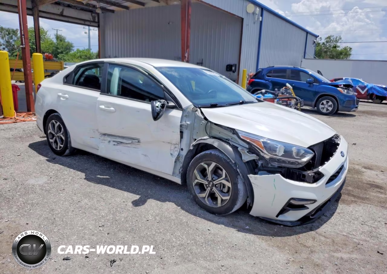 2021 Kia Forte Lxs VIN:3KPF24AD7ME341101 - 4