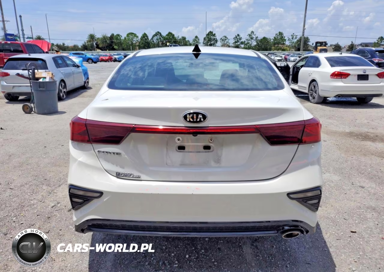 2021 Kia Forte Lxs VIN:3KPF24AD7ME341101 - 6