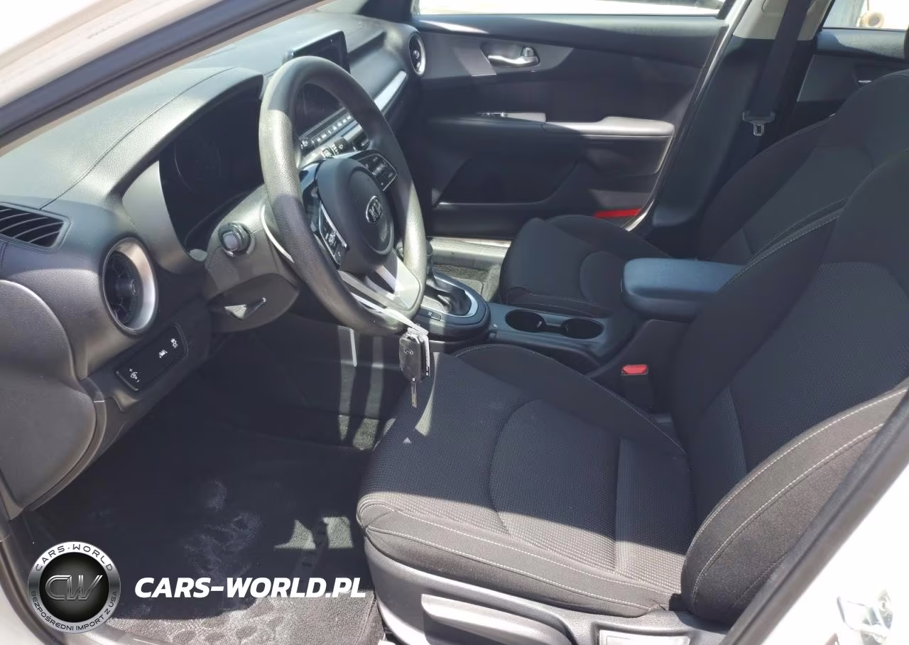 2021 Kia Forte Lxs VIN:3KPF24AD7ME341101 - 7