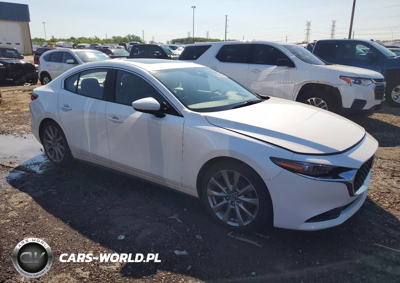 2019 Mazda 3 Premium VIN:JM1BPBEM0K1131101 - 4