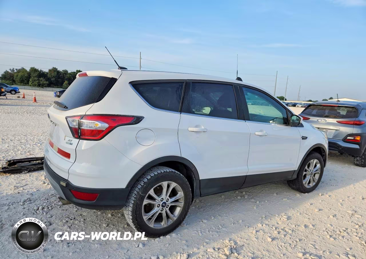 2017 Ford Escape Se VIN:1FMCU9GD4HUA39530 - 3