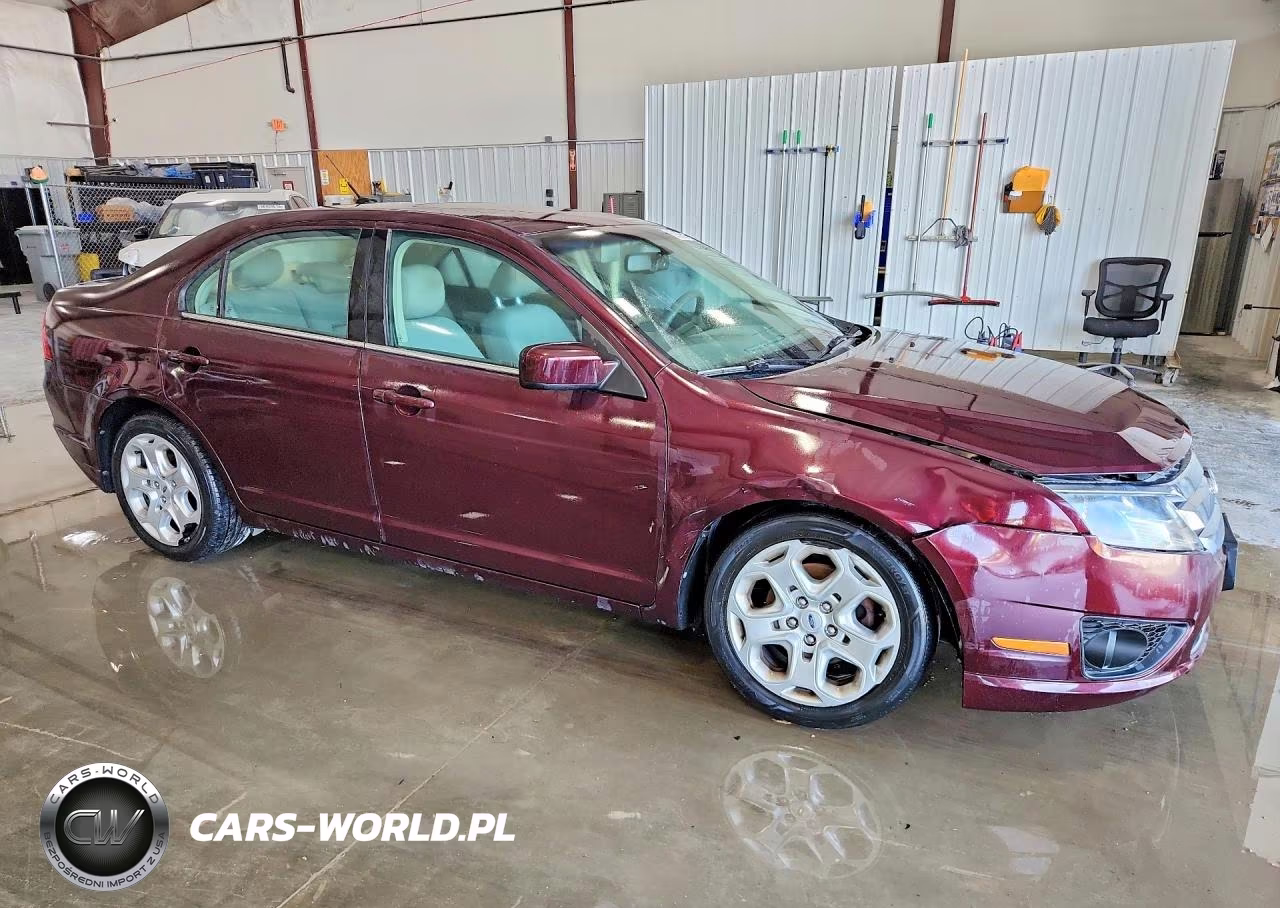 2011 Ford Fusion Se VIN:3FAHP0HG5BR166068 - 4