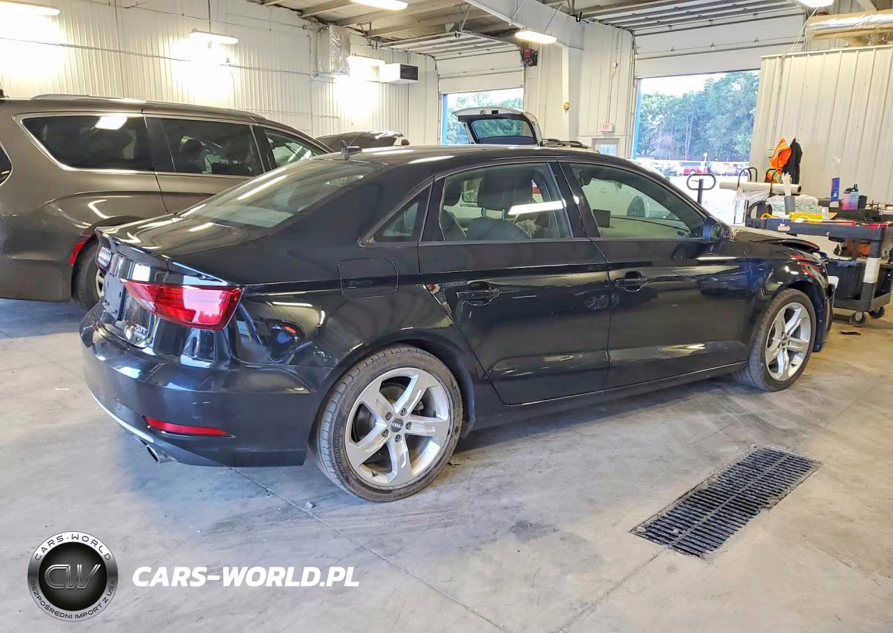 2017 Audi A3 Premium VIN:WAUB8GFF1H1034487 - 3
