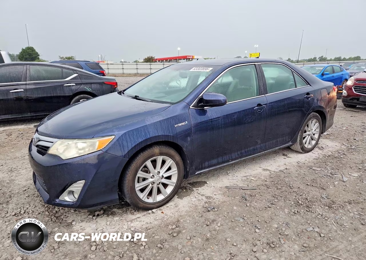 2014 Toyota Camry Hybrid Xle