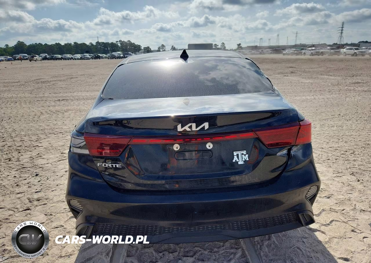 2022 Kia Forte Lxs VIN:3KPF24AD0NE461596 - 6