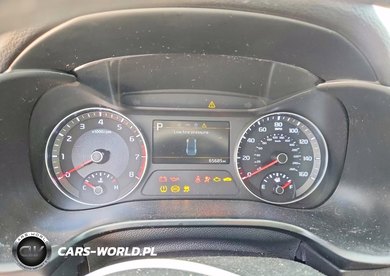 2022 Kia Forte Lxs VIN:3KPF24AD0NE461596 - 9