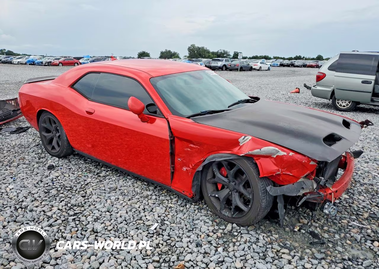 2016 Dodge Challenger Sxt VIN:2C3CDZAG0GH250317 - 4