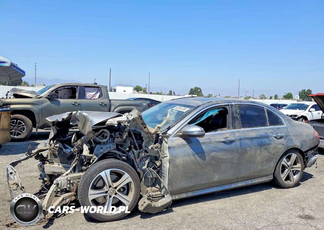 2018 Mercedes-Benz E 300
