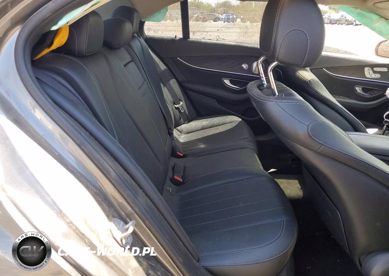 2018 Mercedes-Benz E 300 VIN:WDDZF4JB2JA416436 - 10