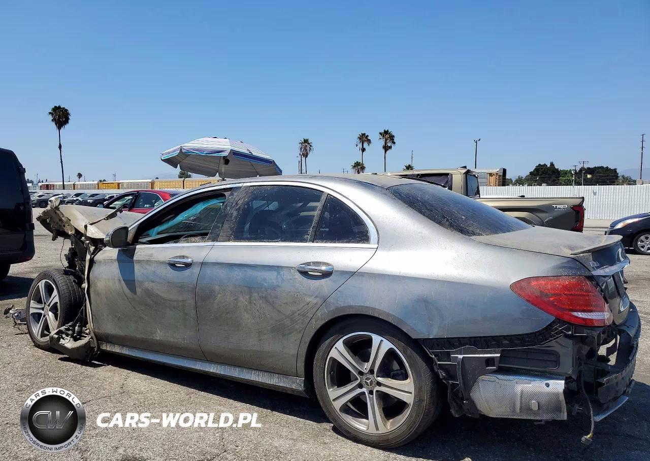 2018 Mercedes-Benz E 300 VIN:WDDZF4JB2JA416436 - 2