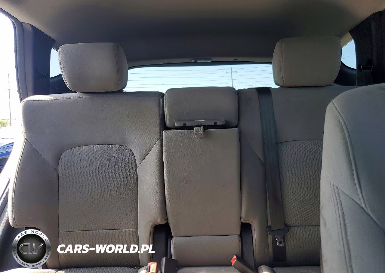 2018 Hyundai Santa Fe Sport 2.4L VIN:5NMZT3LB7JH061747 - 10