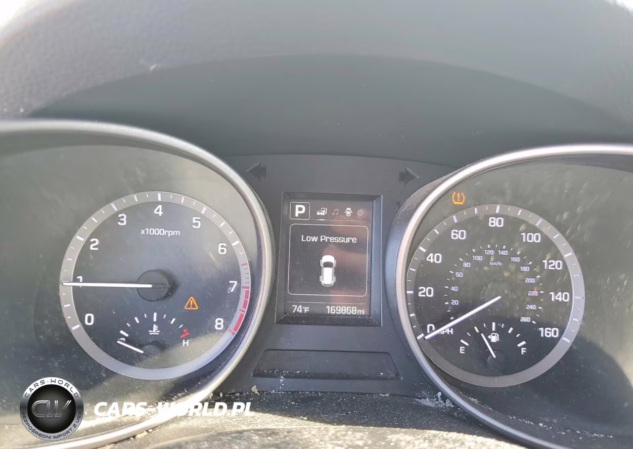 2018 Hyundai Santa Fe Sport 2.4L VIN:5NMZT3LB7JH061747 - 9