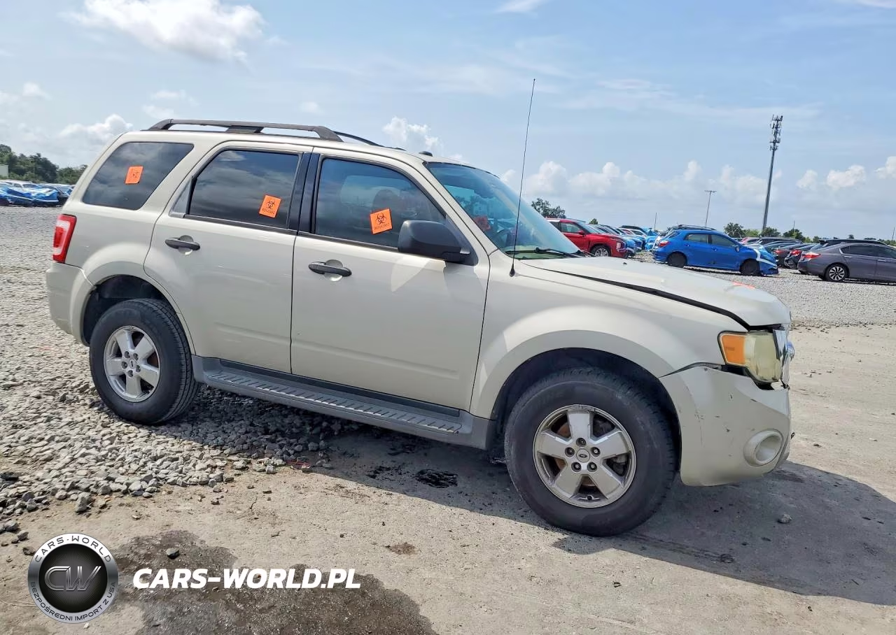 2009 Ford Escape Xlt VIN:1FMCU03799KA36664 - 4