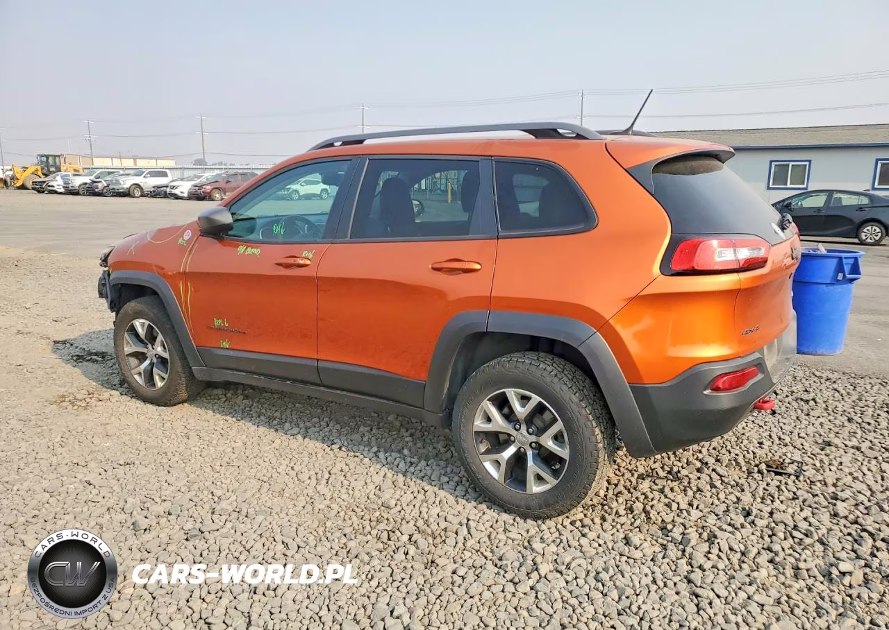 2015 Jeep Cherokee Trailhawk VIN:1C4PJMBB3FW513413 - 2