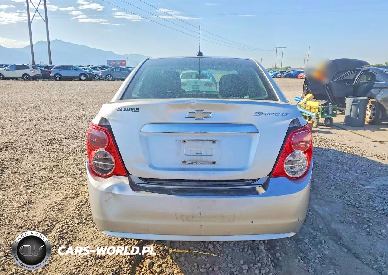 2015 Chevrolet Sonic Lt VIN:1G1JC5SH4F4106859 - 6