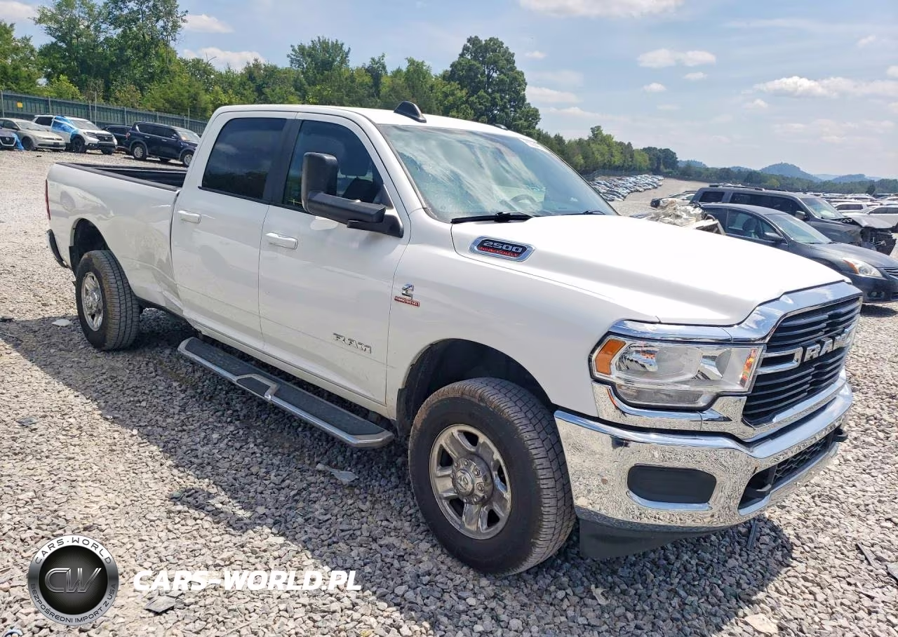 2021 Ram 2500 Big Horn VIN:3C6UR5JL2MG628194 - 4