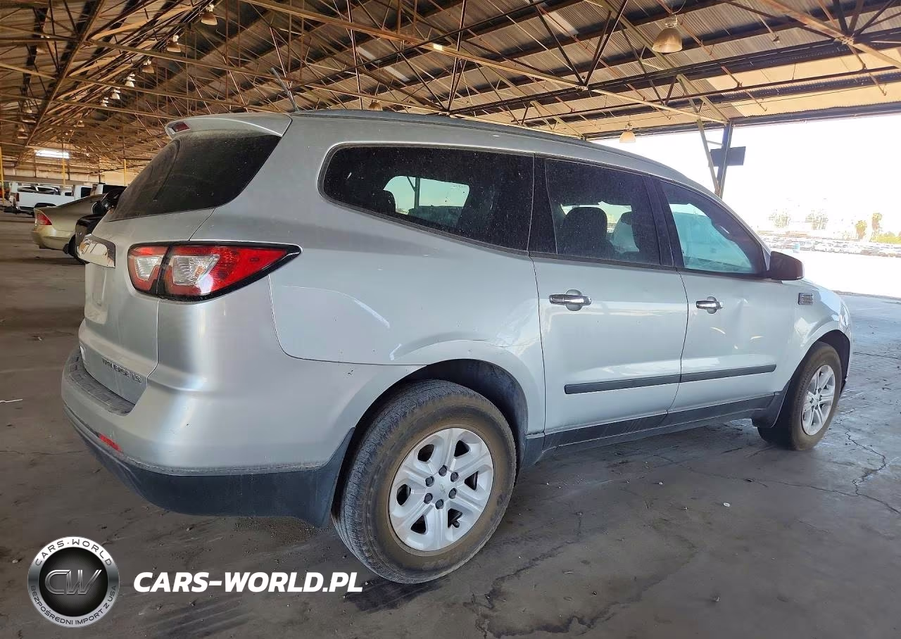 2015 Chevrolet Traverse Ls VIN:1GNKRFKD0FJ285049 - 3