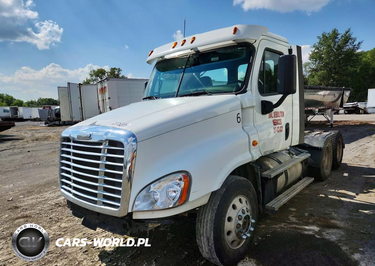 2015 Freightliner Cascadia Semi Truck – zdjęcie 1 z 12