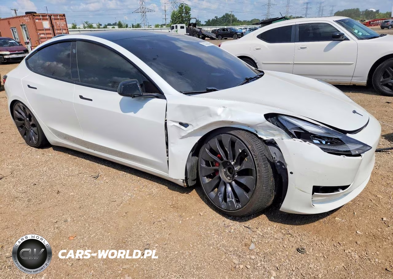 2021 Tesla Model 3 VIN:5YJ3E1EC3MF984582 - 4