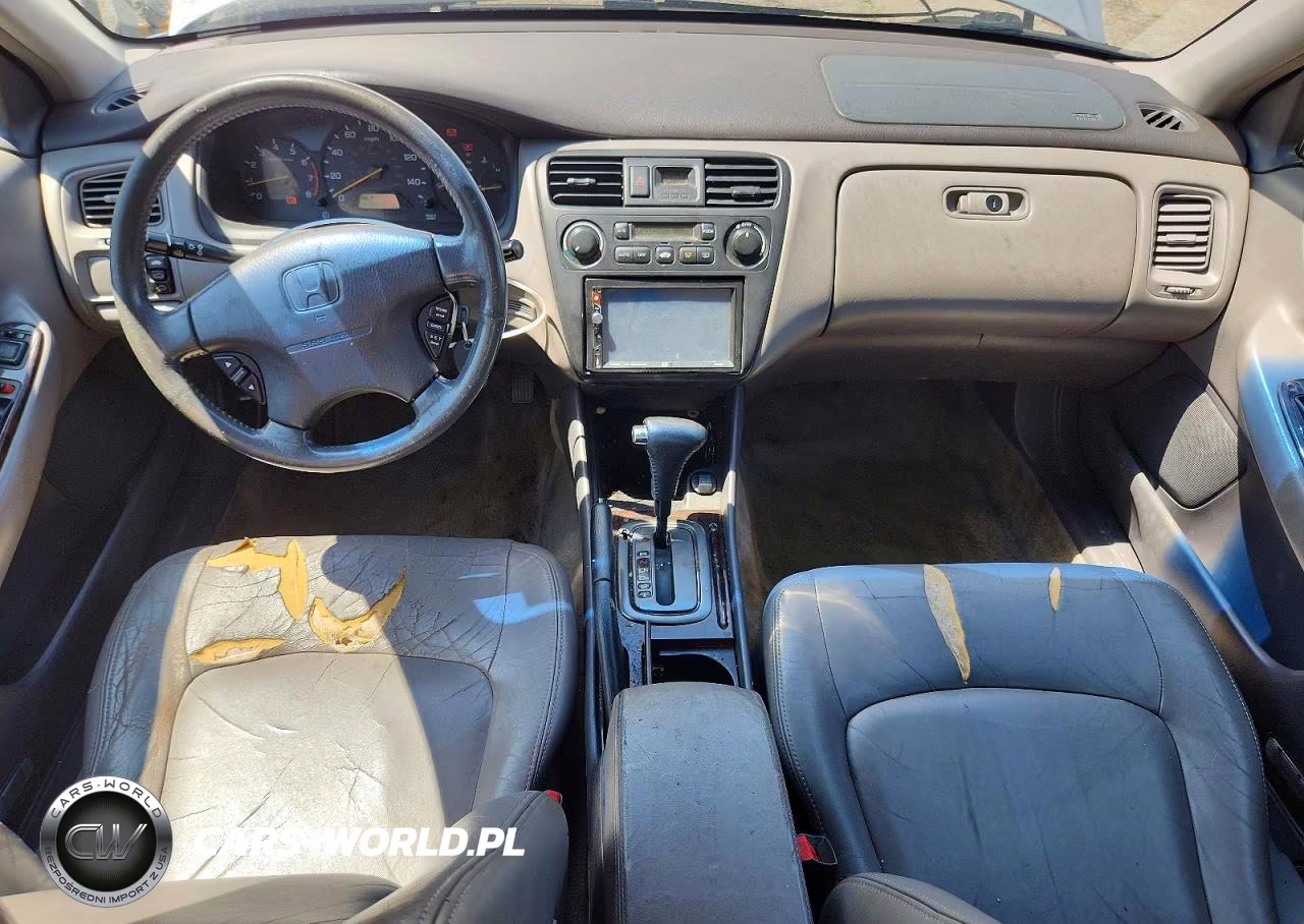 2002 Honda Accord Ex VIN:1HGCG16552A026884 - 8