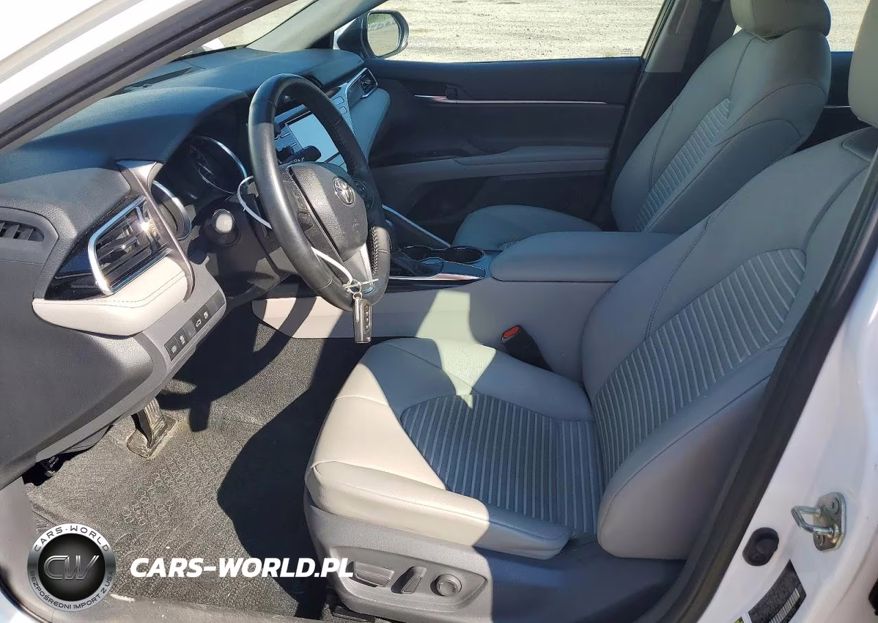 2018 Toyota Camry Se VIN:4T1B11HK2JU527125 - 7