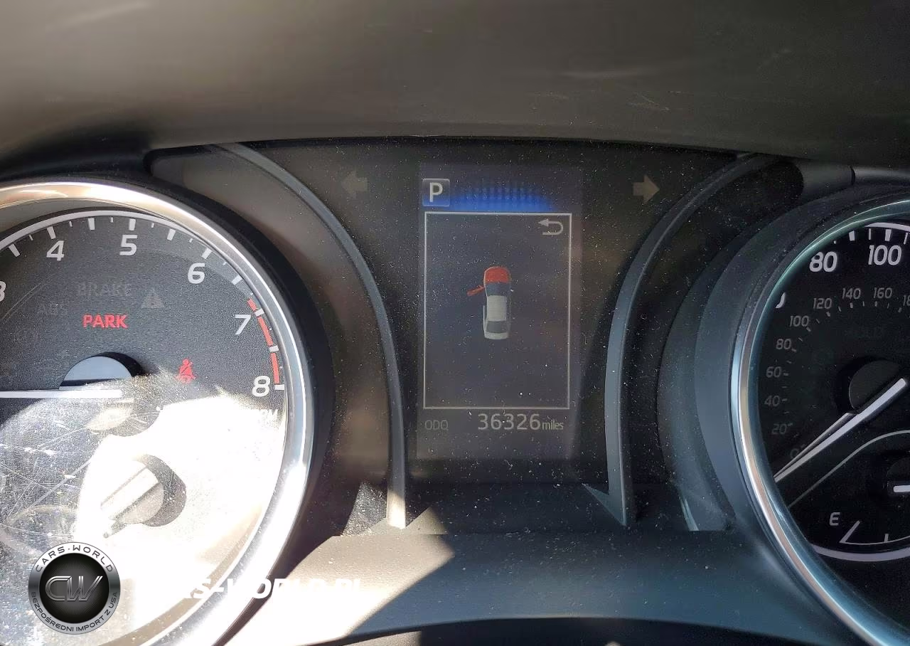 2018 Toyota Camry Se VIN:4T1B11HK2JU527125 - 9