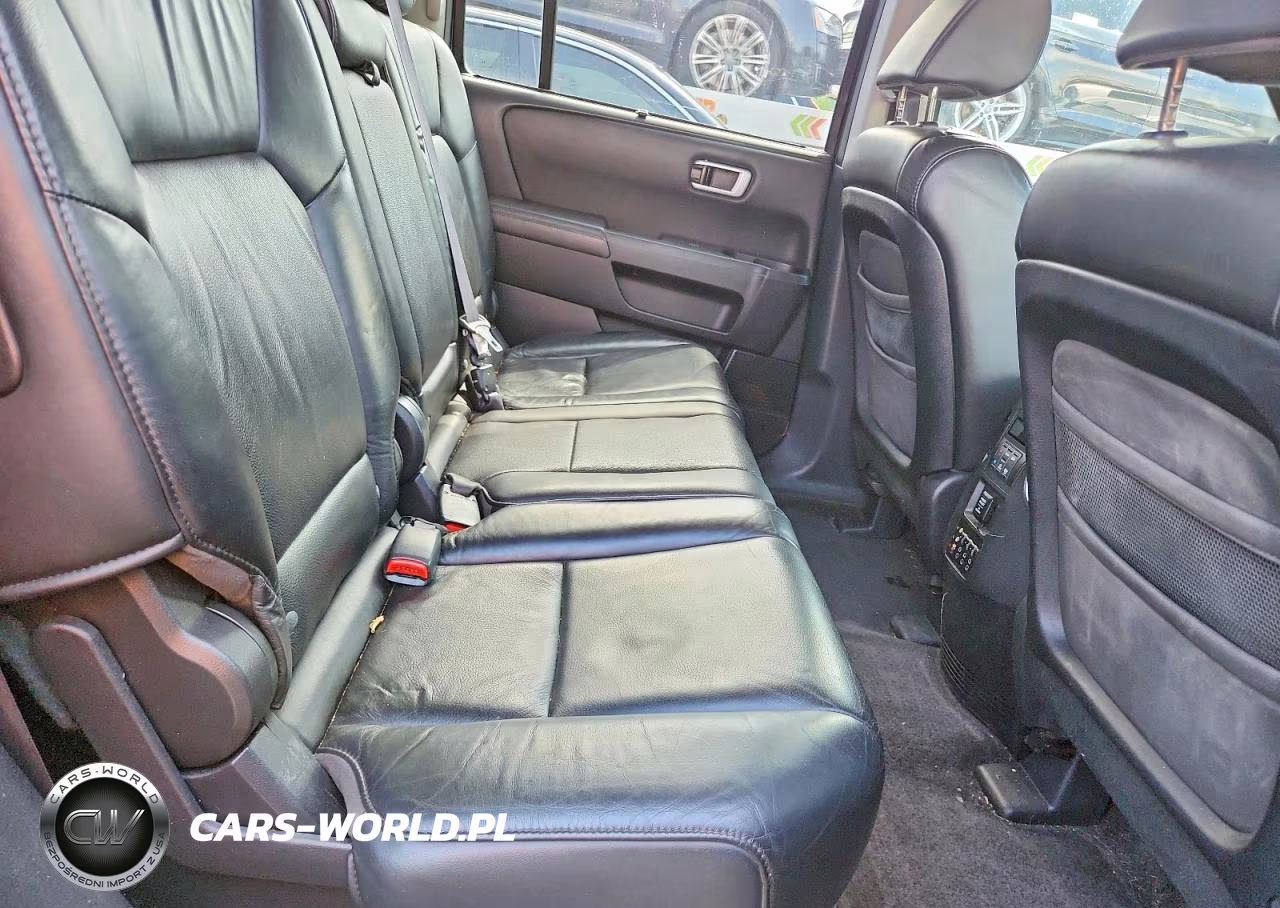 2011 Honda Pilot Touring VIN:5FNYF4H91BB054293 - 11