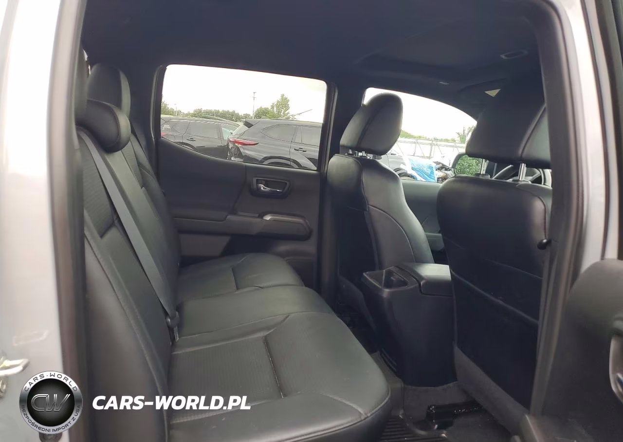2021 Toyota Tacoma Trd Off-Road VIN:3TYCZ5AN8MT012396 - 10