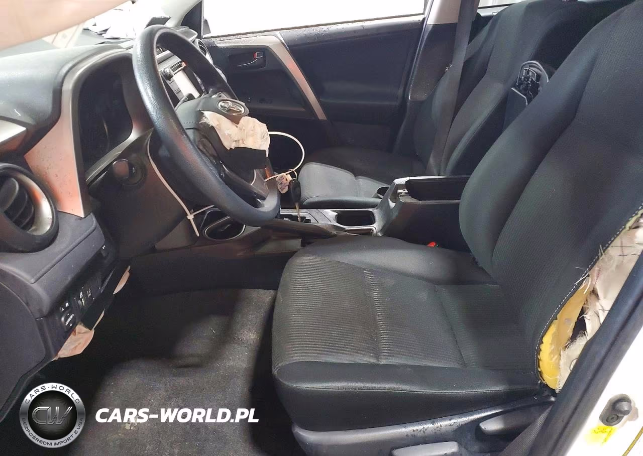2018 Toyota Rav4 Le VIN:JTMBFREVXJJ243424 - 7