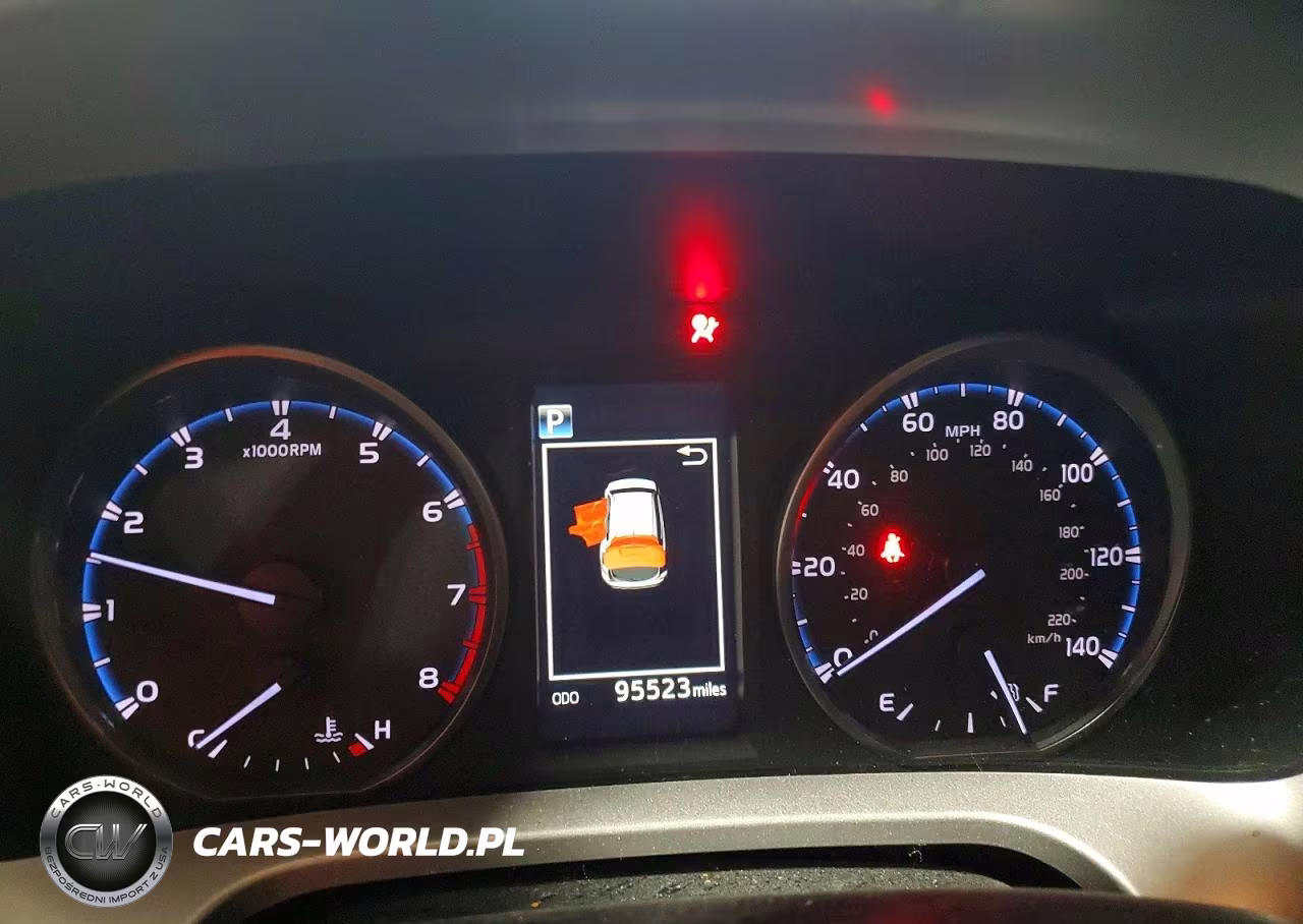 2018 Toyota Rav4 Le VIN:JTMBFREVXJJ243424 - 9