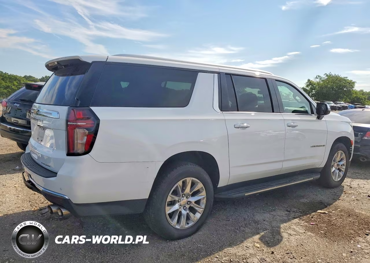 2023 Chevrolet Suburban C1500 Premier VIN:1GNSCFKD1PR370437 - 3