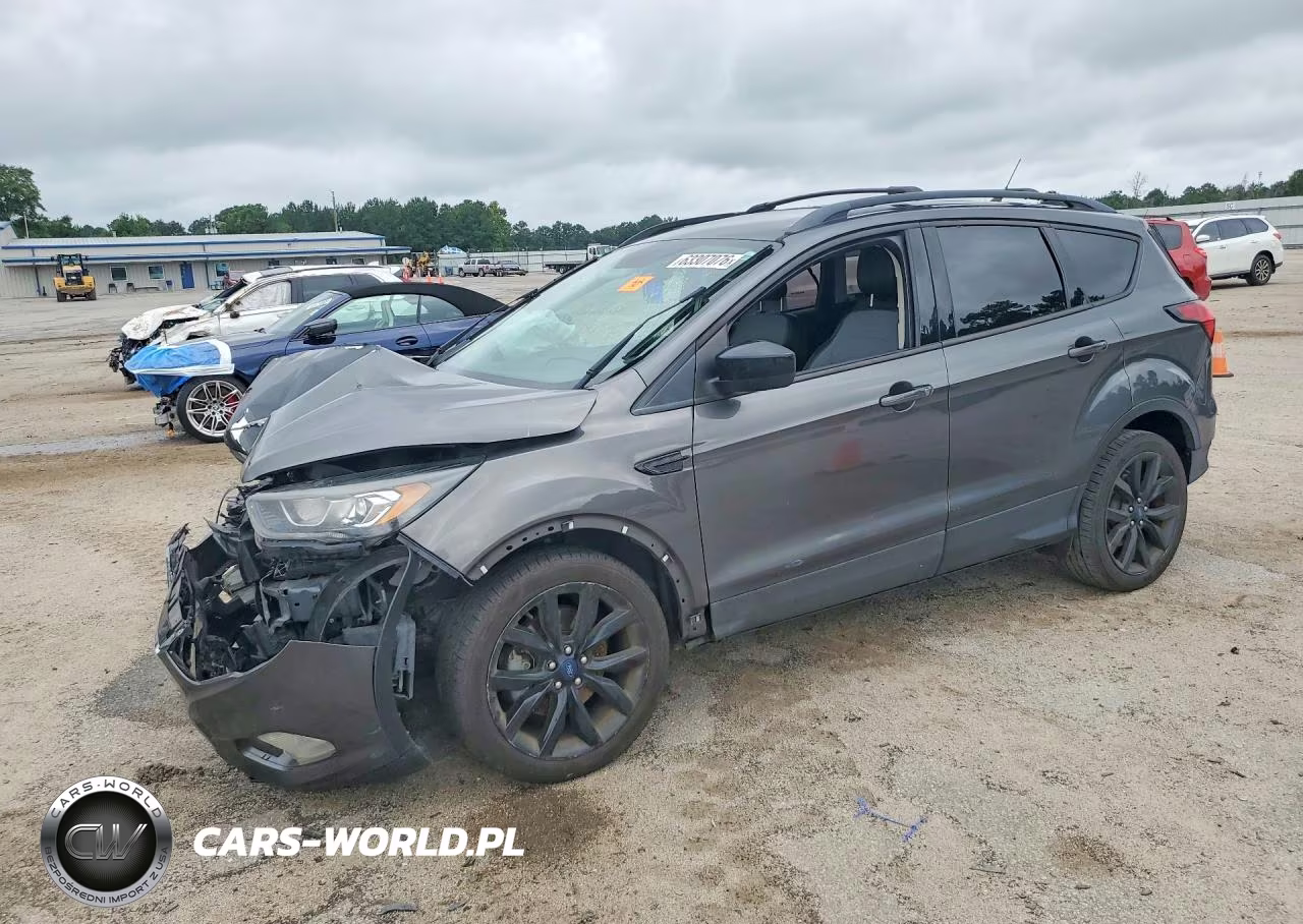 2019 Ford Escape Se VIN:1FMCU9GD7KUC43360 - 1
