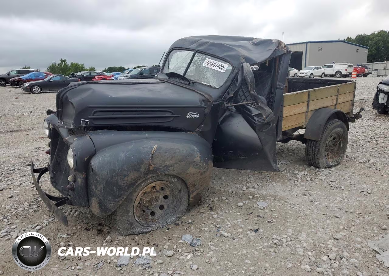 1946 Ford 1-2 Ton